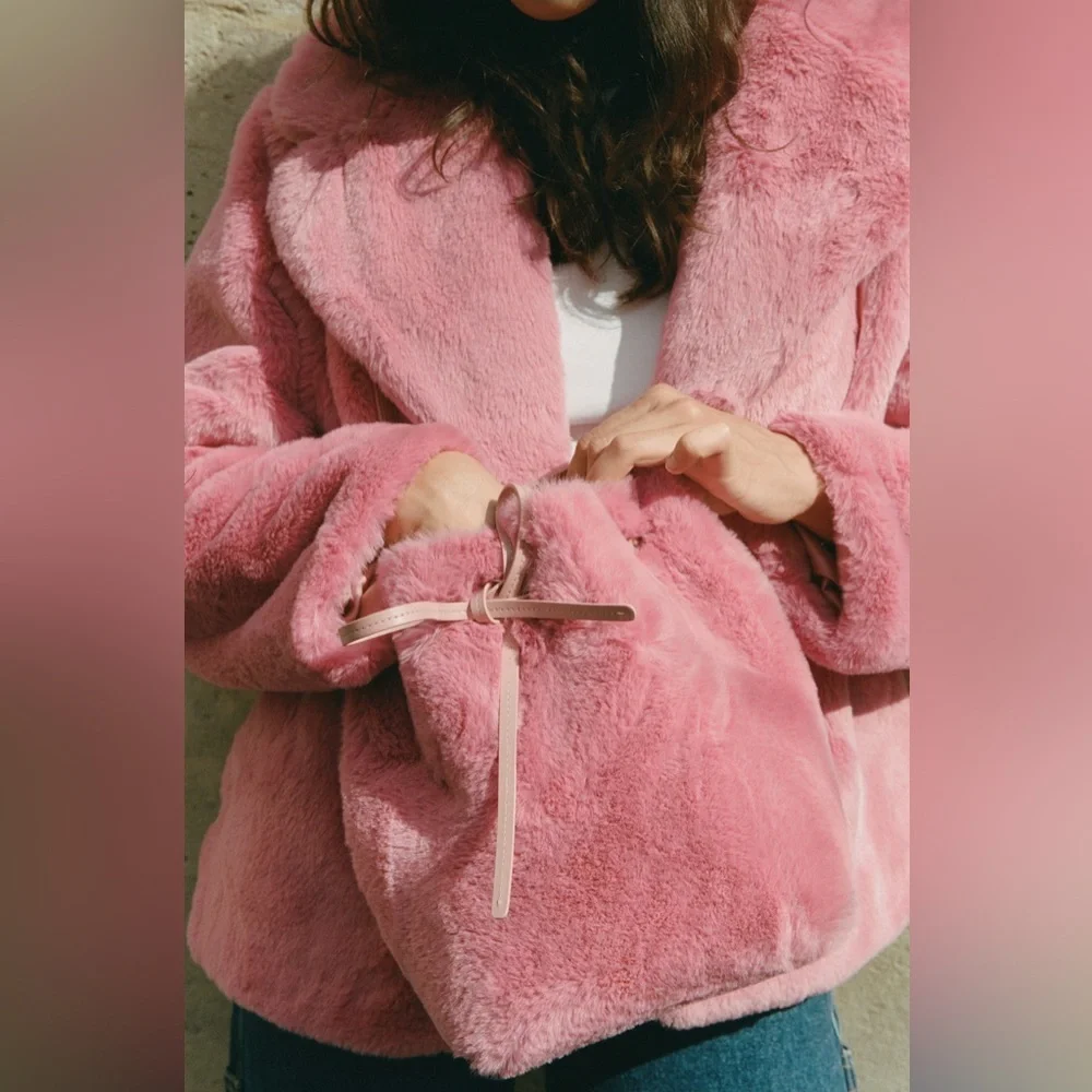 NWT MANSUR GAVRIEL X APPARIS Mini Bucket Blackberry Faux Fur Vegan Crossbody Bag - Picture 4 of 13